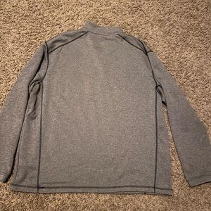 Men’s Pebble Beach Pullover in Like New Condition